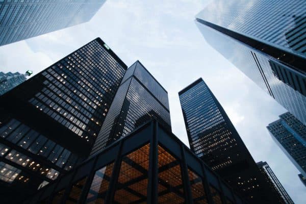 Pourquoi s’incorporer avant d’acheter un immeuble