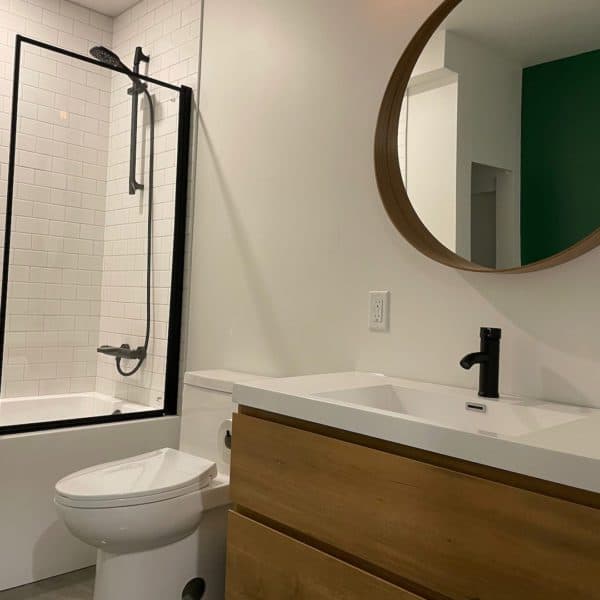 Comment rénover une salle de bain sans se ruiner